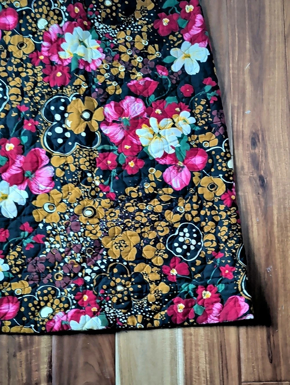 Vintage Floral Quilted Midi Skirt in Black & Pink - Picture 4 of 7